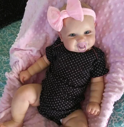 "Callie" – 19-Inch Smiling Reborn Baby Doll Full Silicone Vinyl